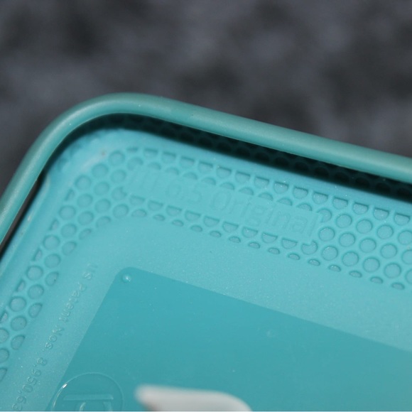 iPhone 11 Pro Max loopy case - Picture 3 of 4